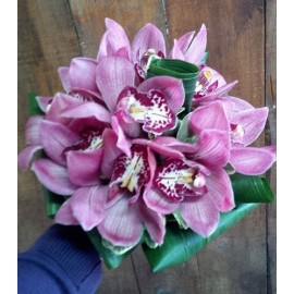 Buchet de mireasa rotund