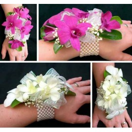 Bratara din flori domnisoara de onoare